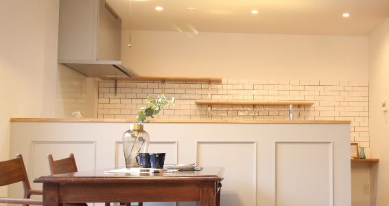 キッチンの腰壁