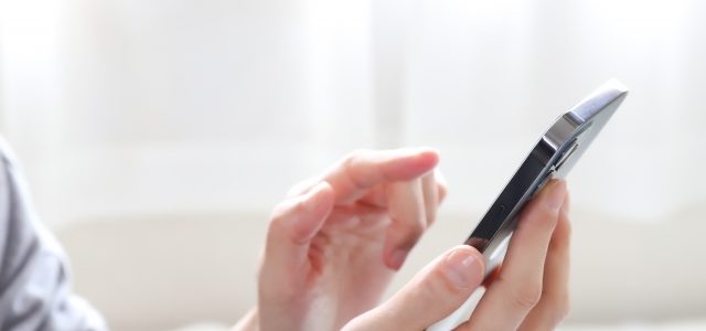 住宅購入を考える人は携帯電話料金に要注意？？