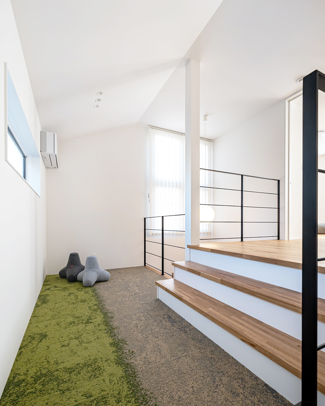 家族の居場所をつくる２階